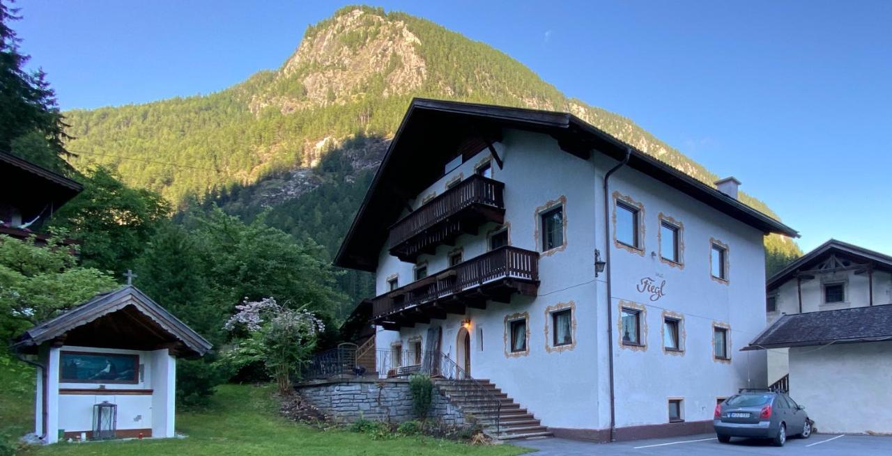 ホテル Haus Fiegl オエッツ エクステリア 写真