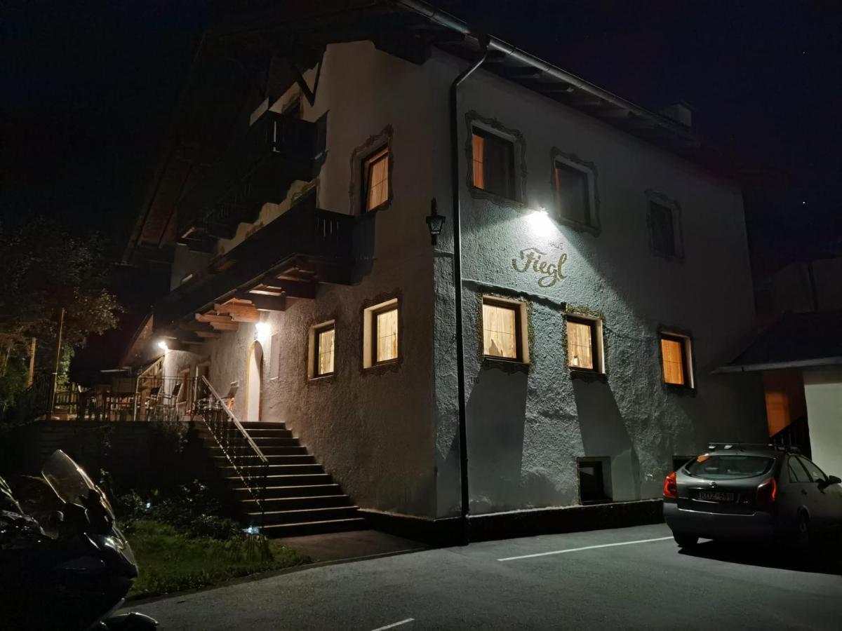 ホテル Haus Fiegl オエッツ エクステリア 写真