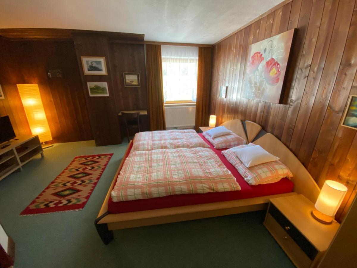 ホテル Haus Fiegl オエッツ エクステリア 写真